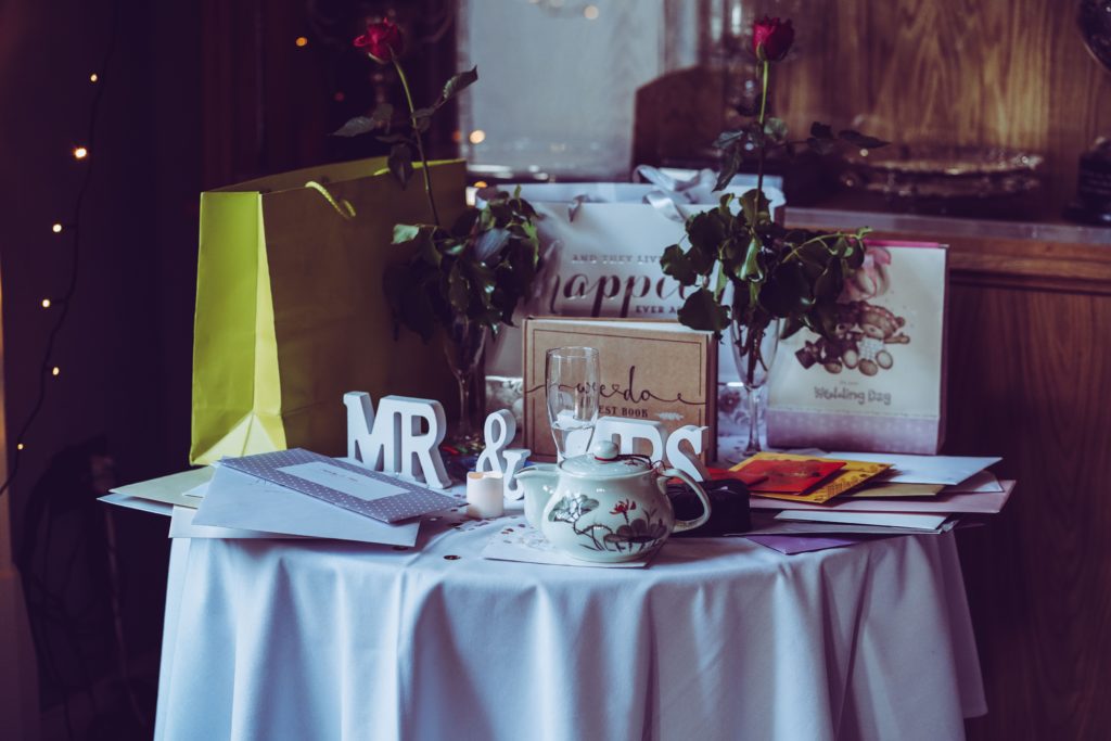 10 Gifts To Send With Wedding Invite