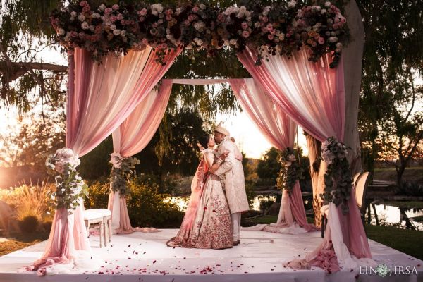 Reasons Why You Should Hire Wedding Planners?