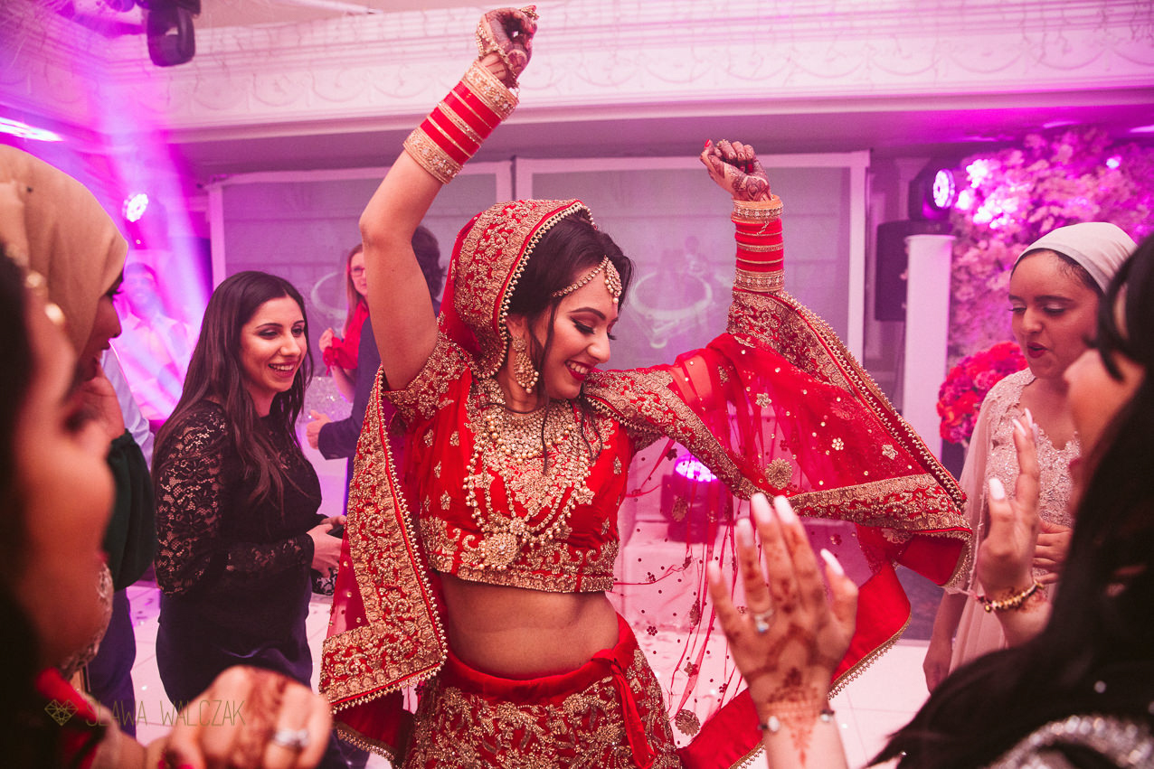 35 Bollywood Songs For The Big Fat Indian Wedding Playlist