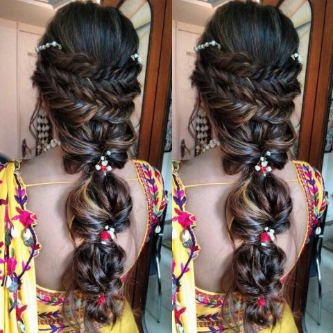 Pin by Surya91 on Women's fashion & Style -The Indian way! | South indian  wedding hairstyles, Hair style on saree, Indian wedding hairstyles