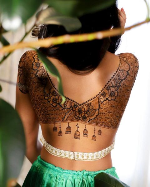 Amazing Mehndi Blouse Designs Thats Trending Now | Shaadi Baraati