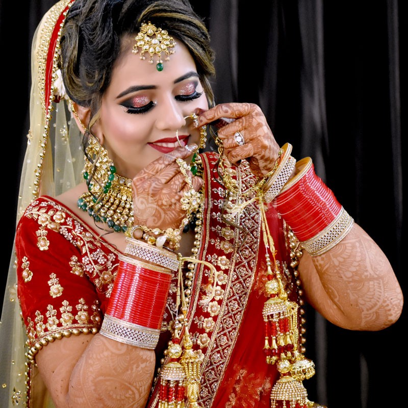 Rahul Hair Stylist Academy | Bridal Makeup Artist in Delhi NCR | Shaadi Baraati Rahul Hair Stylist Academy | Bridal Makeup Artist in Delhi NCR | Shaadi Baraati