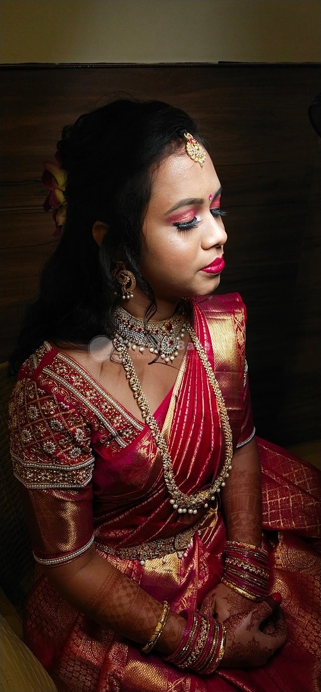 Makeup artist Amulya | Bridal Makeup Artist in Bangalore | Shaadi Baraati Makeup artist Amulya | Bridal Makeup Artist in Bangalore | Shaadi Baraati