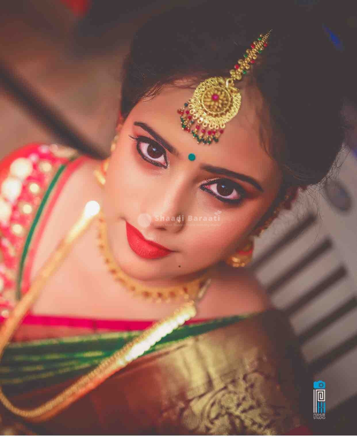 Makeup Artist Pavithra Santhosh