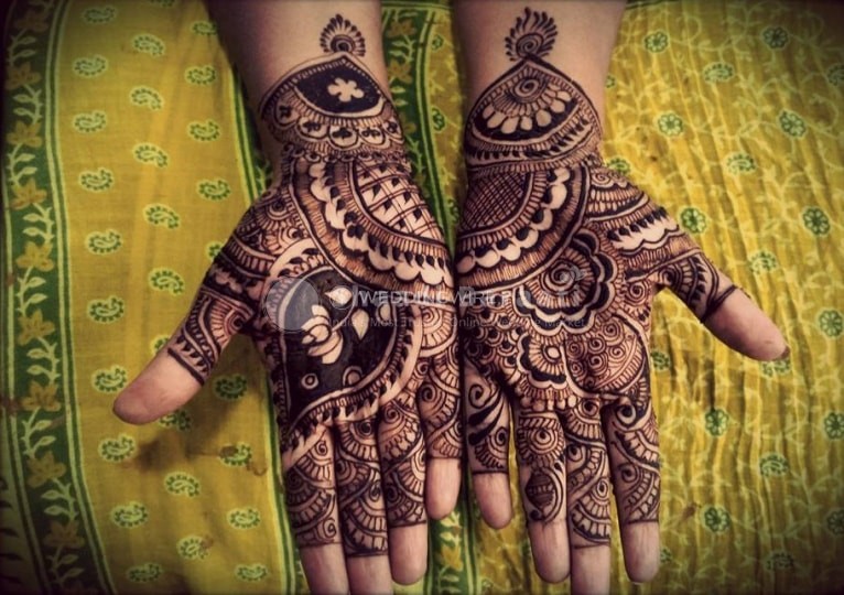 Karishmas Creation Bridal Mehendi Artist