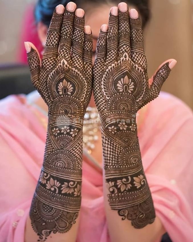 Mehndi Designer