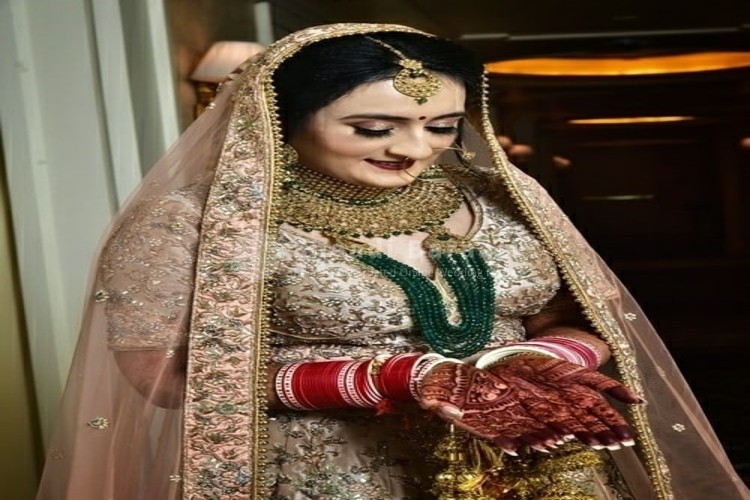 Simmi Chhabra Makeup Artist